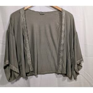 POL Women's Dainty‎ Lace Olive Green Short Sleeve Cardigan Cover Sz M